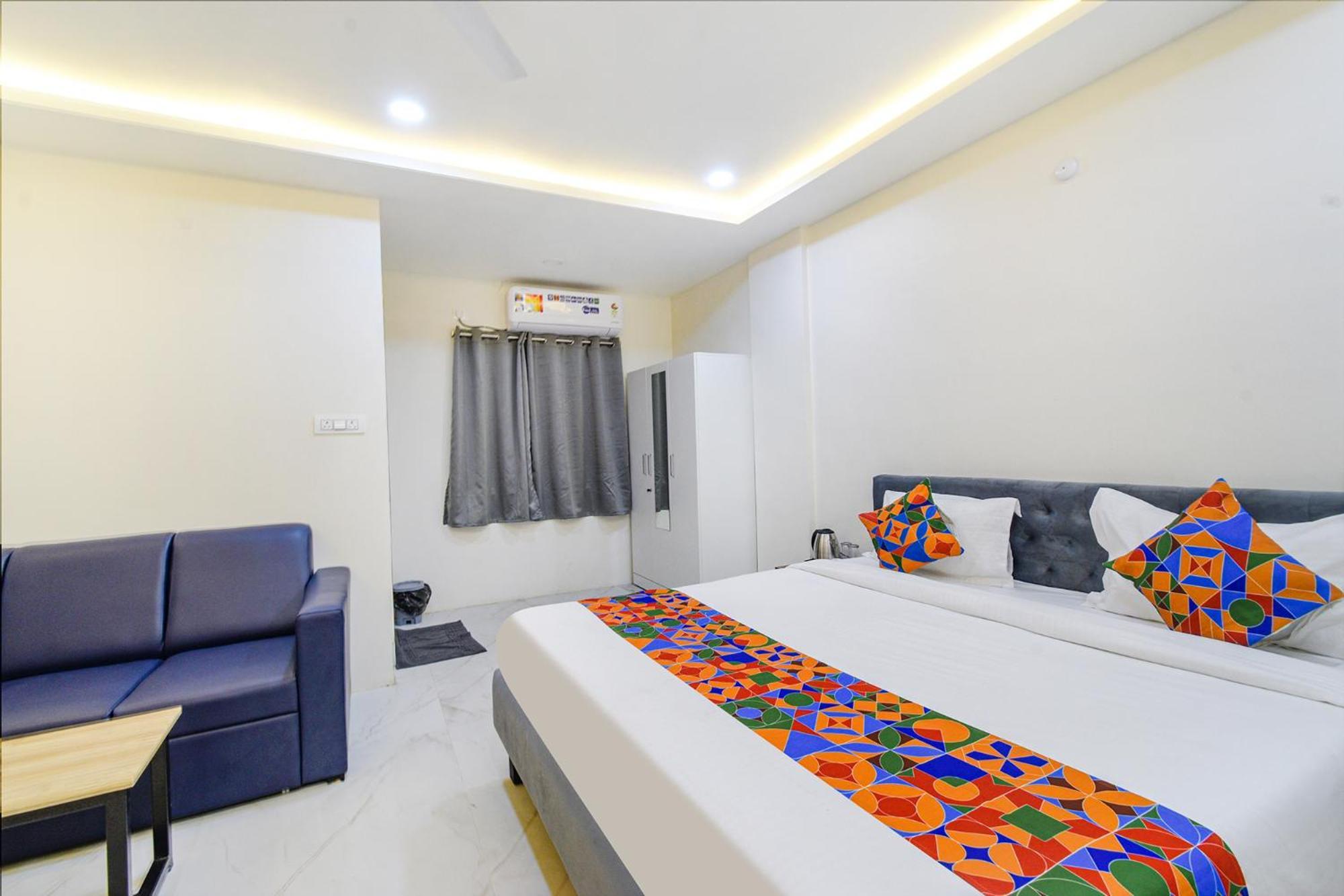 Fabhotel Ssr Ikon Suites - Nr Hyderabad Central University, Kondapur Exterior foto
