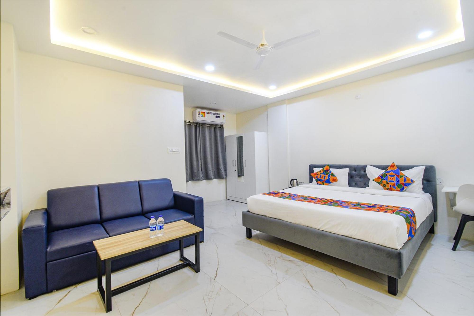 Fabhotel Ssr Ikon Suites - Nr Hyderabad Central University, Kondapur Exterior foto
