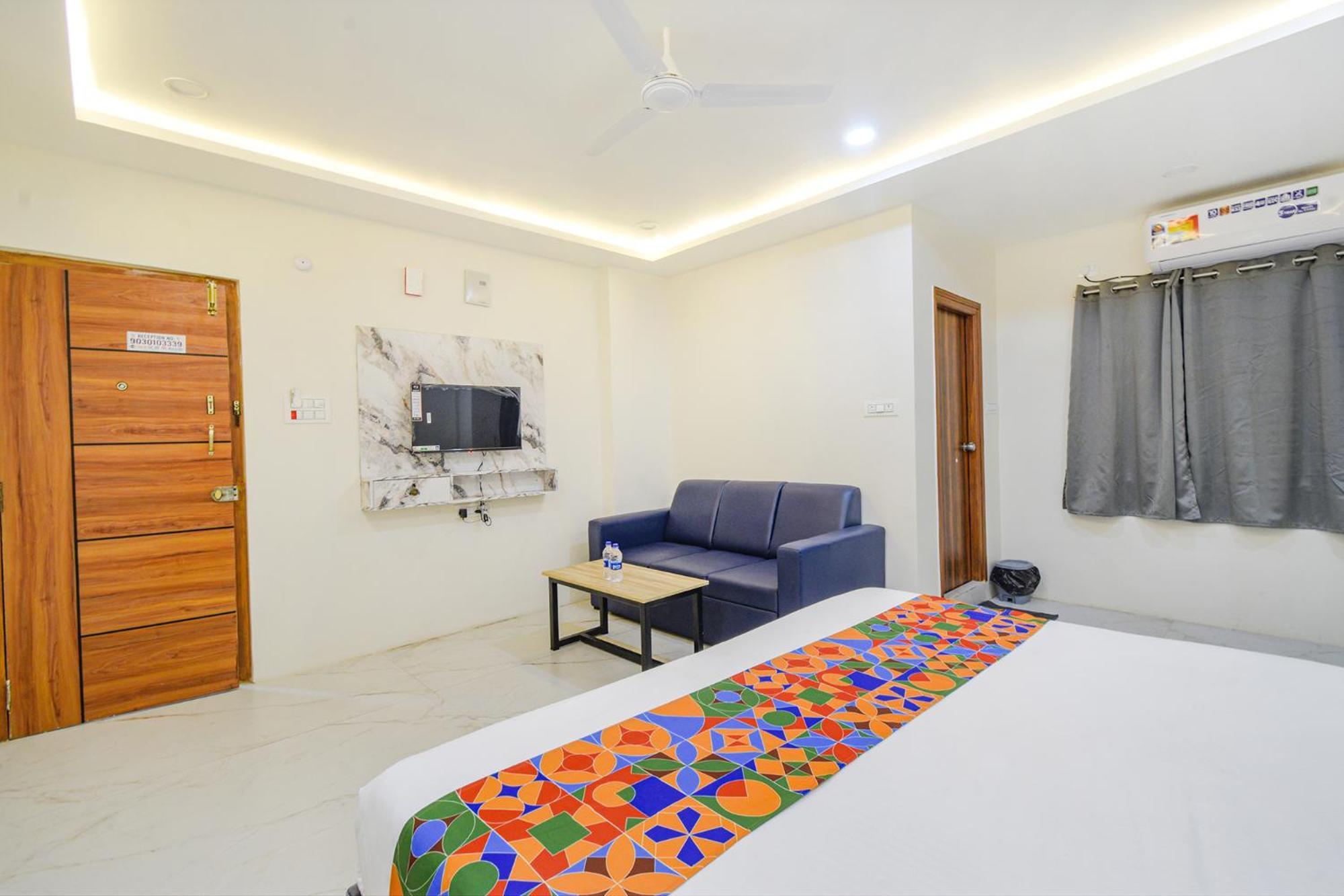 Fabhotel Ssr Ikon Suites - Nr Hyderabad Central University, Kondapur Exterior foto